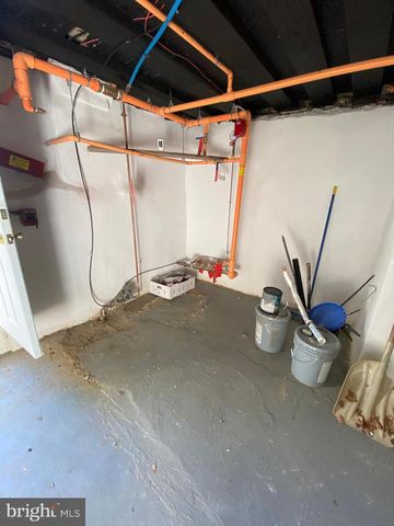 1733 W ERIE AVE, Philadelphia, PA 19140