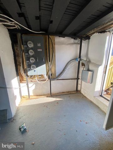 1733 W ERIE AVE, Philadelphia, PA 19140