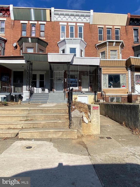 1733 W ERIE AVE, Philadelphia, PA 19140
