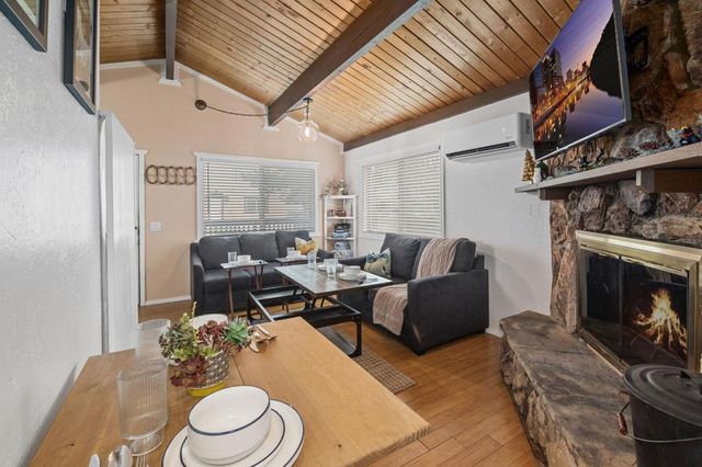 2165 5th Lane, Big Bear, CA 92314