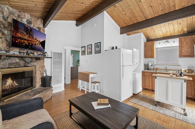 2165 5th Lane, Big Bear, CA 92314