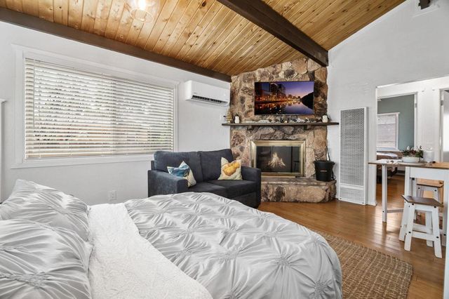 2165 5th Lane, Big Bear, CA 92314