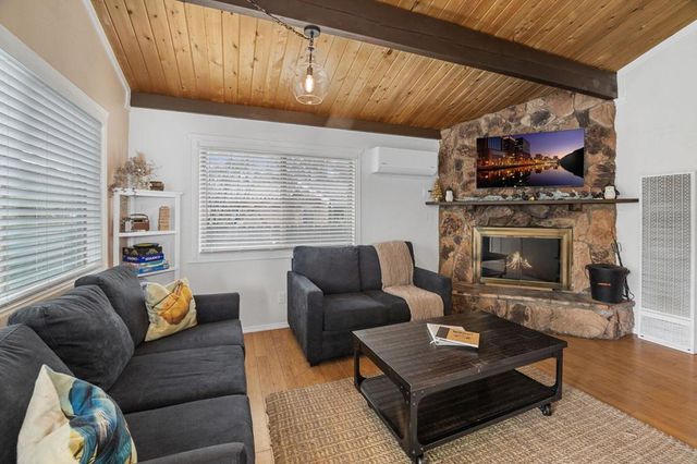 2165 5th Lane, Big Bear, CA 92314