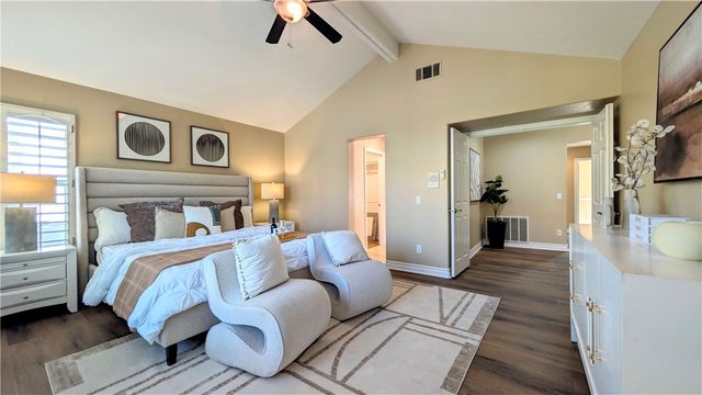 15 Bell, Lake Forest, CA 92610