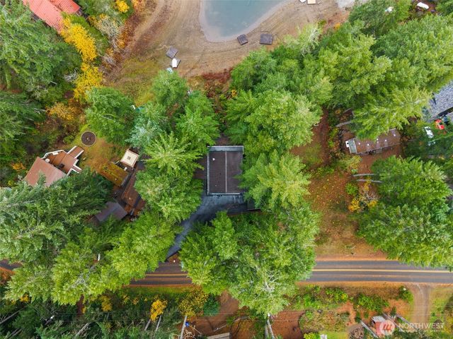 241 NE Lakeshore Drive S, Tahuya, WA 98588