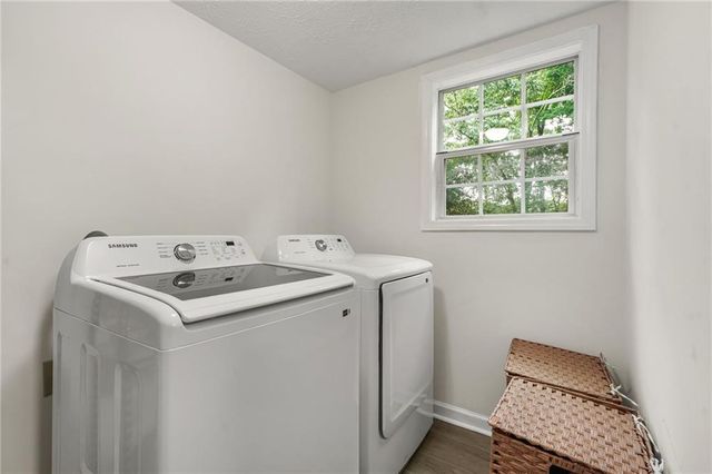 384 Russell Ridge Drive, Lawrenceville, GA 30043