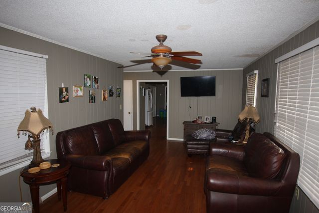 406 & 410 Old Rome Rd, Silver Creek, GA 30173