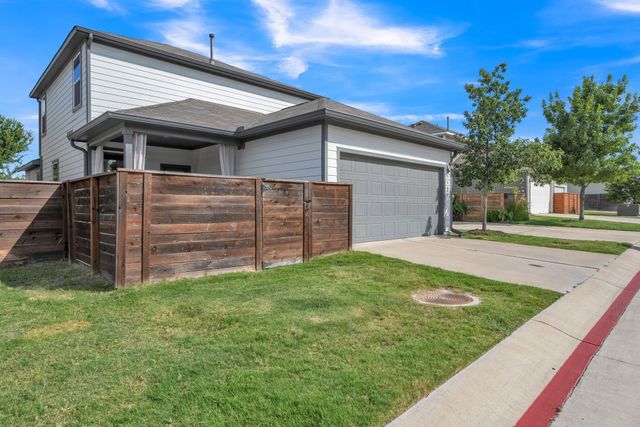 5404 Golden Canary LN 51, Austin, TX 78723