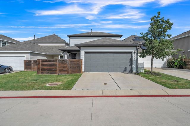 5404 Golden Canary LN 51, Austin, TX 78723