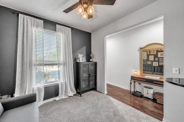 5404 Golden Canary LN 51, Austin, TX 78723