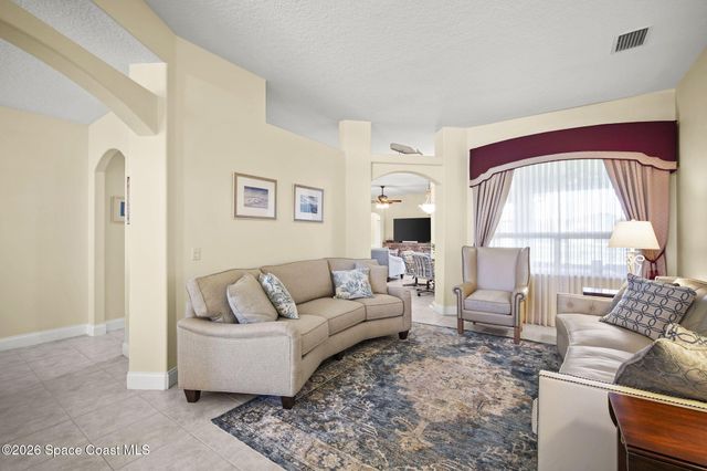 181 Brandy Creek Circle SE, Palm Bay, FL 32909