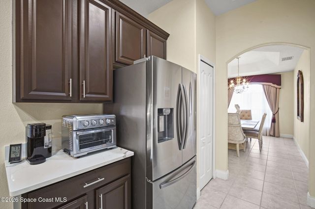 181 Brandy Creek Circle SE, Palm Bay, FL 32909