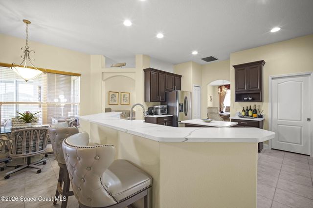 181 Brandy Creek Circle SE, Palm Bay, FL 32909