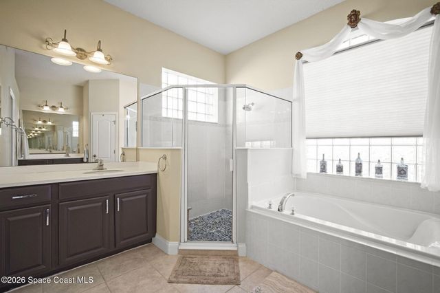 181 Brandy Creek Circle SE, Palm Bay, FL 32909