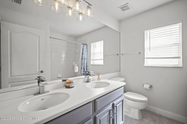 181 Brandy Creek Circle SE, Palm Bay, FL 32909