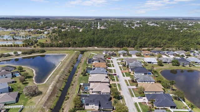 181 Brandy Creek Circle SE, Palm Bay, FL 32909