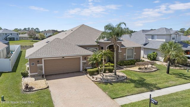181 Brandy Creek Circle SE, Palm Bay, FL 32909