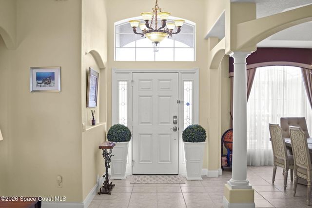 181 Brandy Creek Circle SE, Palm Bay, FL 32909