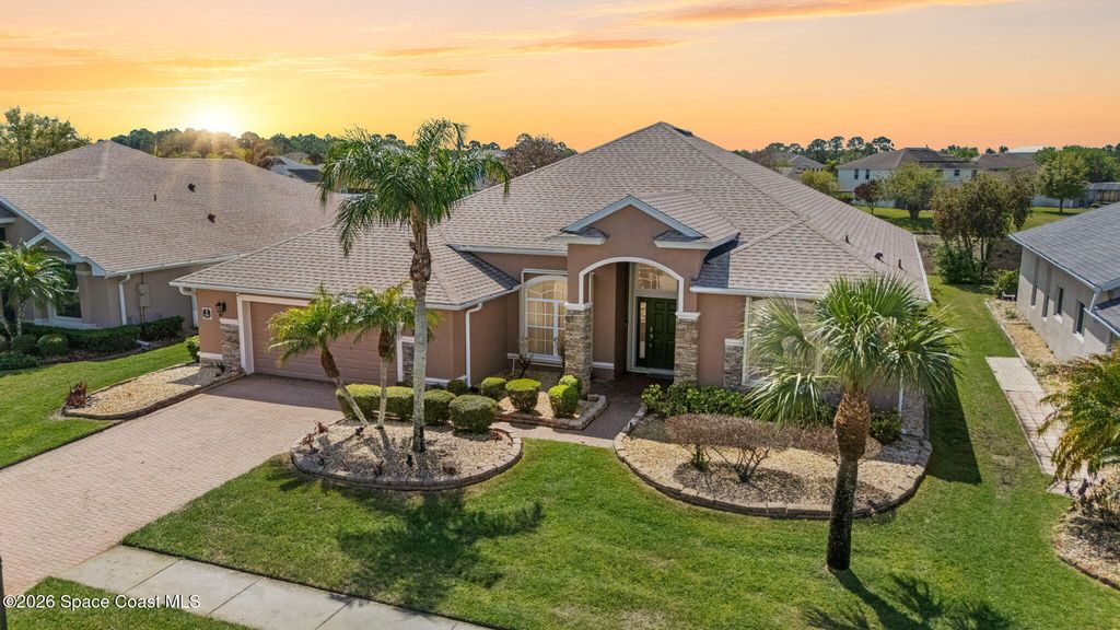 181 Brandy Creek Circle SE, Palm Bay, FL 32909