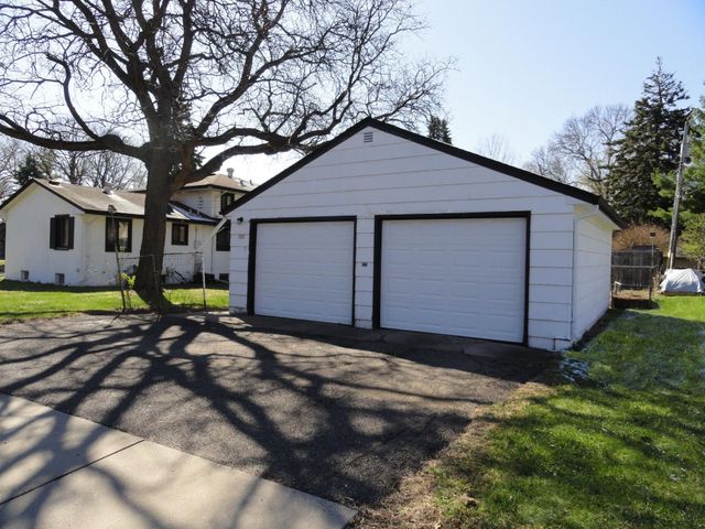 1791 Lake Street, Lauderdale, MN 55113