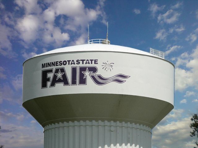 1791 Lake Street, Lauderdale, MN 55113