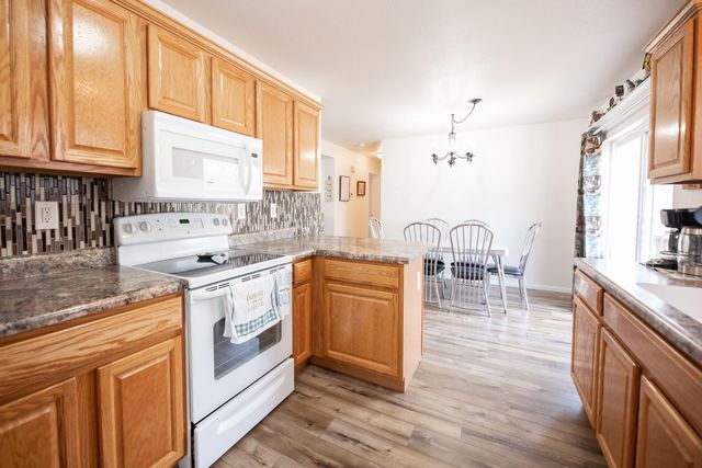 208 N Catamount Boulevard, Branson West, MO 65737