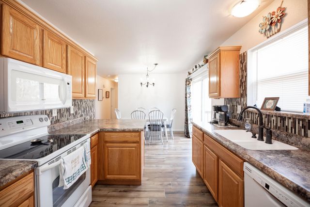 208 N Catamount Boulevard, Branson West, MO 65737