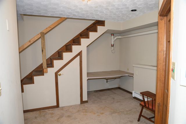 17 Grove Avenue, Salem, NH 03079