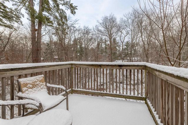 17 Grove Avenue, Salem, NH 03079