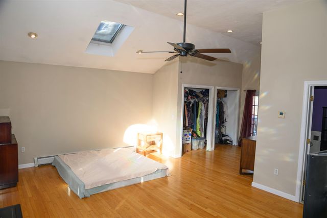 17 Grove Avenue, Salem, NH 03079