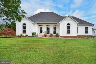 3 ROWE DR, Luray, VA 22835