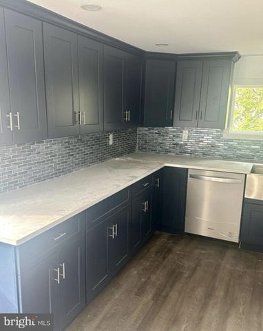 529 QUEEN ST, Woodbury, NJ 08096