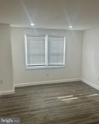 529 QUEEN ST, Woodbury, NJ 08096