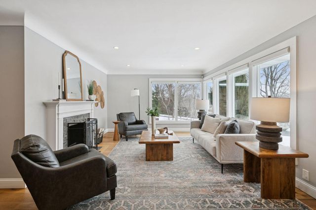 309 Ottawa Avenue S, Golden Valley, MN 55416