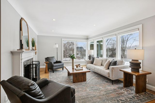 309 Ottawa Avenue S, Golden Valley, MN 55416