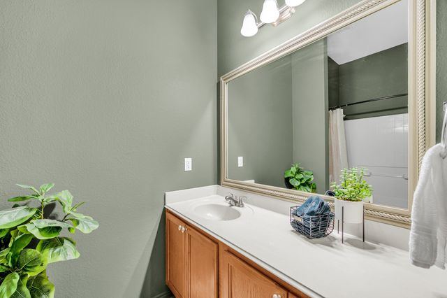 12109 Ridge Tree Road, Fort Worth, TX 76036