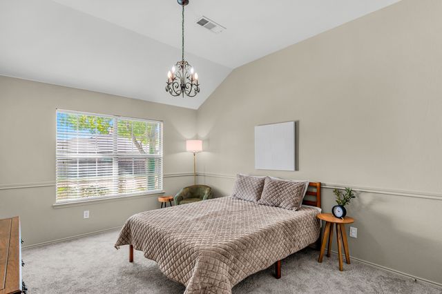 12109 Ridge Tree Road, Fort Worth, TX 76036