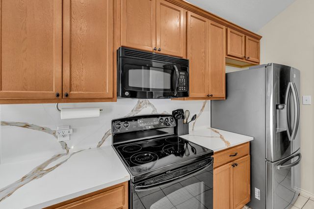 12109 Ridge Tree Road, Fort Worth, TX 76036