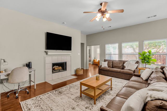 12109 Ridge Tree Road, Fort Worth, TX 76036