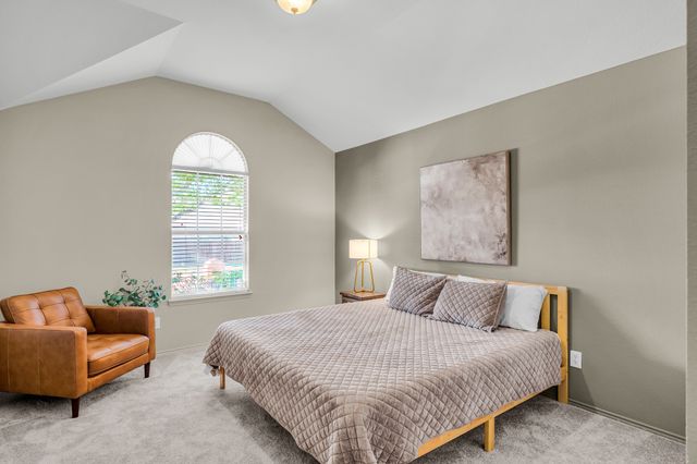 12109 Ridge Tree Road, Fort Worth, TX 76036