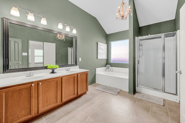 12109 Ridge Tree Road, Fort Worth, TX 76036