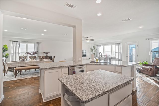 9905 Comely BND, Manor, TX 78653