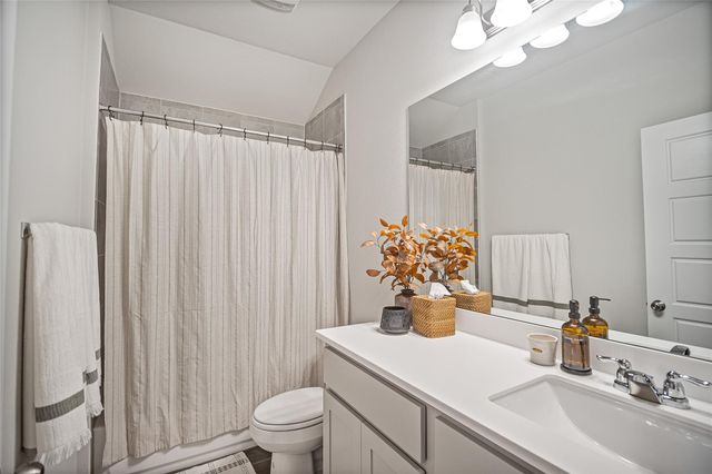 9905 Comely BND, Manor, TX 78653