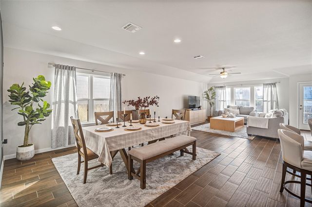 9905 Comely BND, Manor, TX 78653