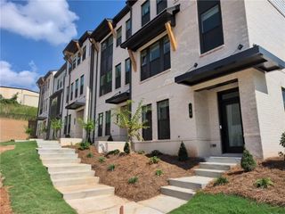 100 Holt Lane, Lawrenceville, GA 30046