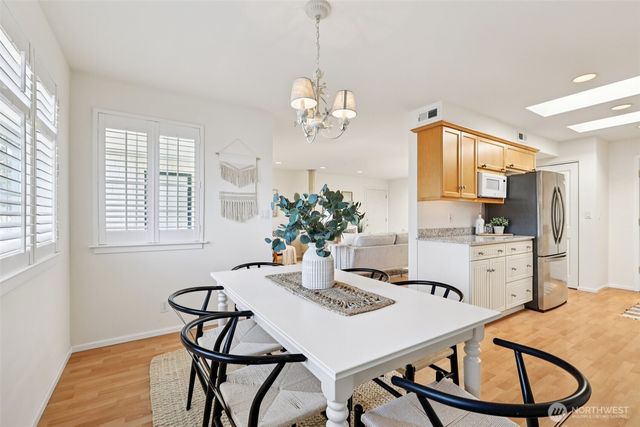 514 Bell Street, Edmonds, WA 98020