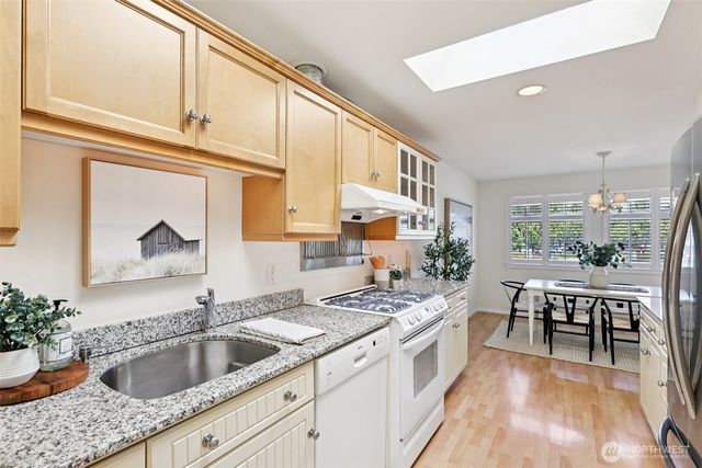 514 Bell Street, Edmonds, WA 98020