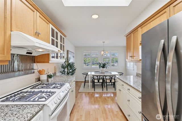 514 Bell Street, Edmonds, WA 98020