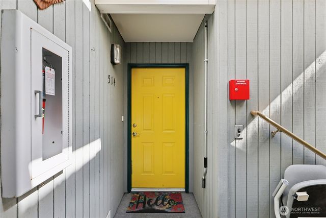 514 Bell Street, Edmonds, WA 98020