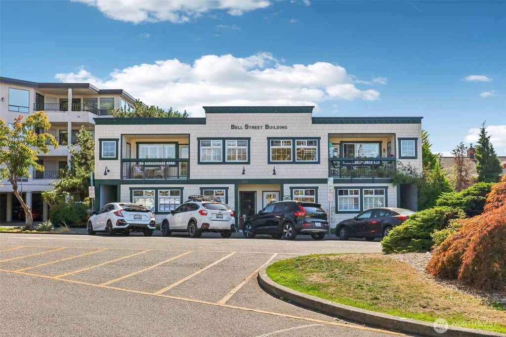 514 Bell Street, Edmonds, WA 98020